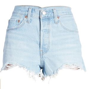 NWT Levi’s 501 denim shorts